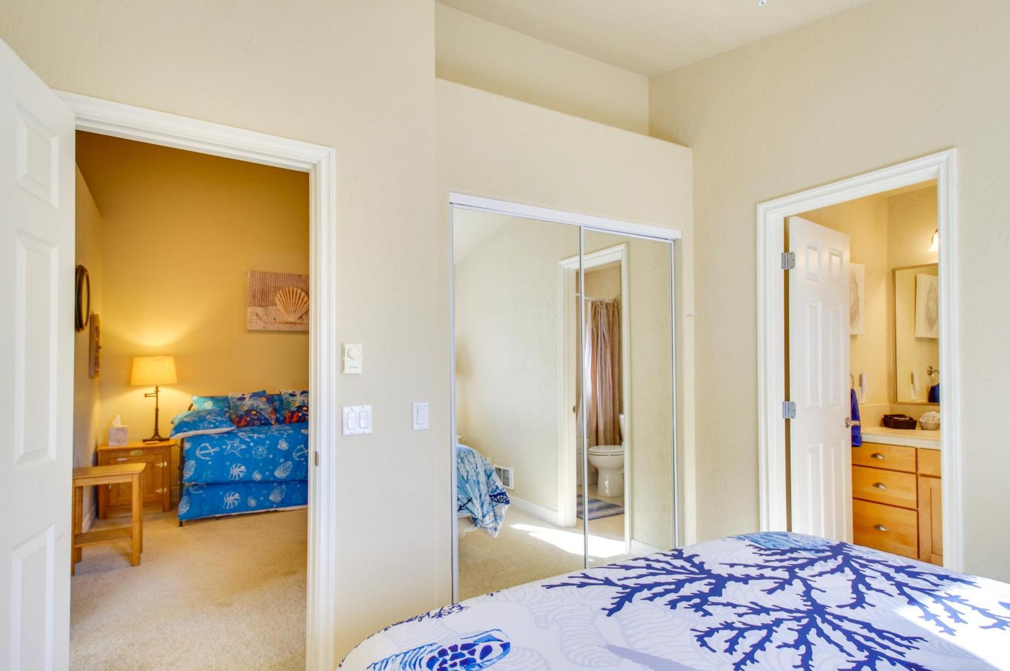 Quiet Waterfront Escape With Hot Tub And Beach Access! Ґолд-Біч Екстер'єр фото