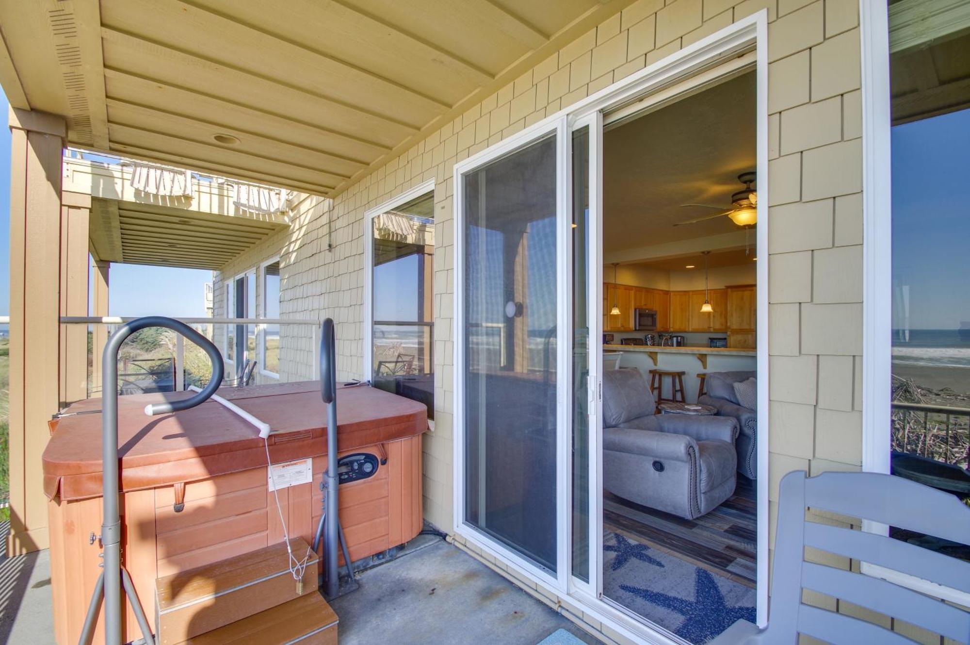 Quiet Waterfront Escape With Hot Tub And Beach Access! Ґолд-Біч Екстер'єр фото