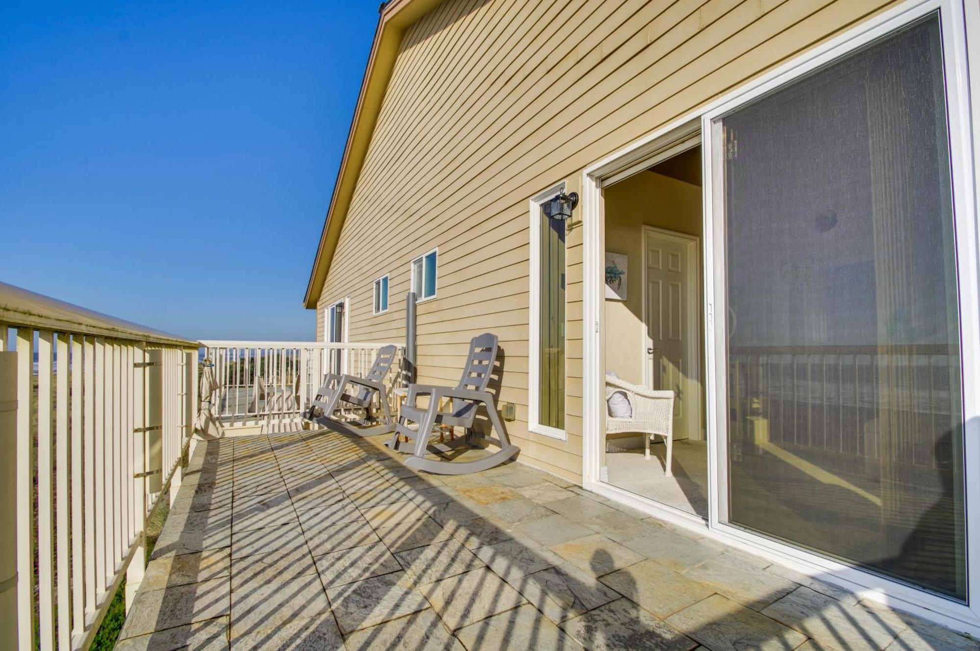 Quiet Waterfront Escape With Hot Tub And Beach Access! Ґолд-Біч Екстер'єр фото